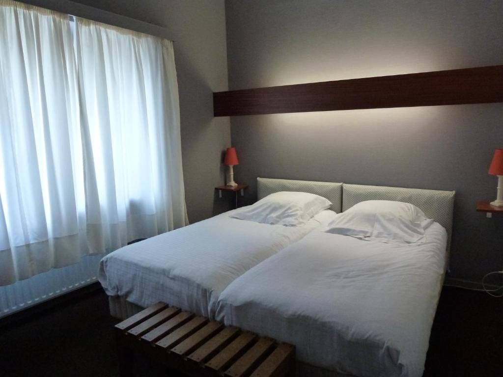Hotel Le Martin Pecheur Fauvillers Δωμάτιο φωτογραφία